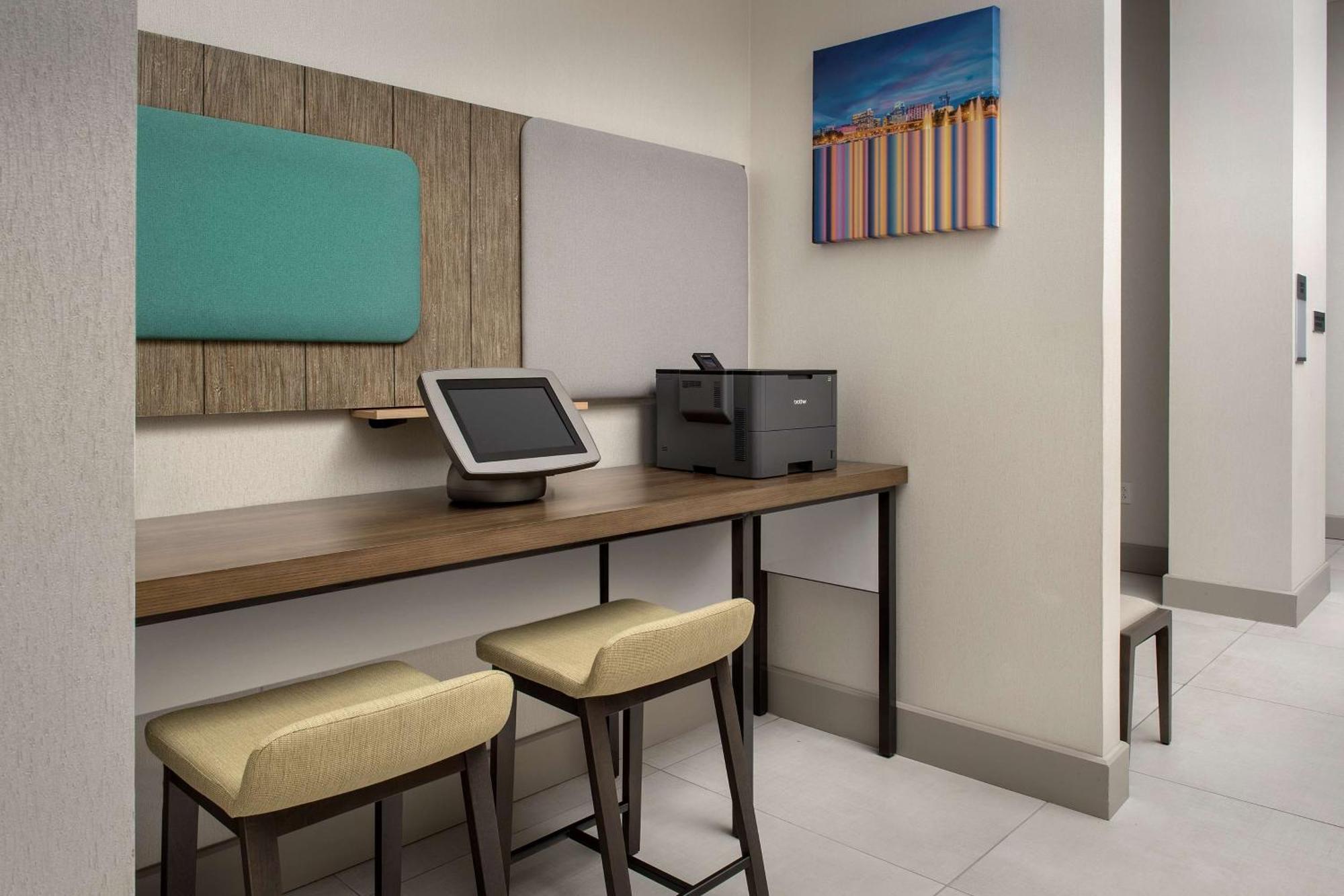 Hilton Garden Inn Orlando Downtown エクステリア 写真