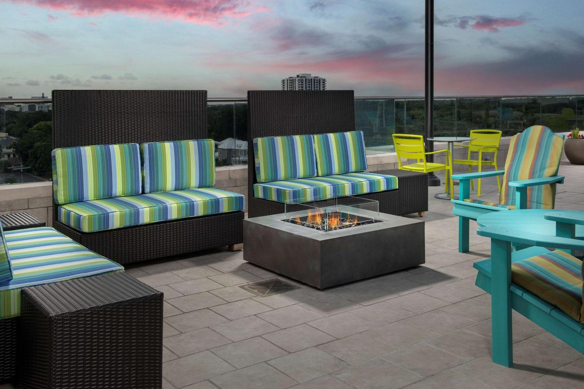Hilton Garden Inn Orlando Downtown エクステリア 写真