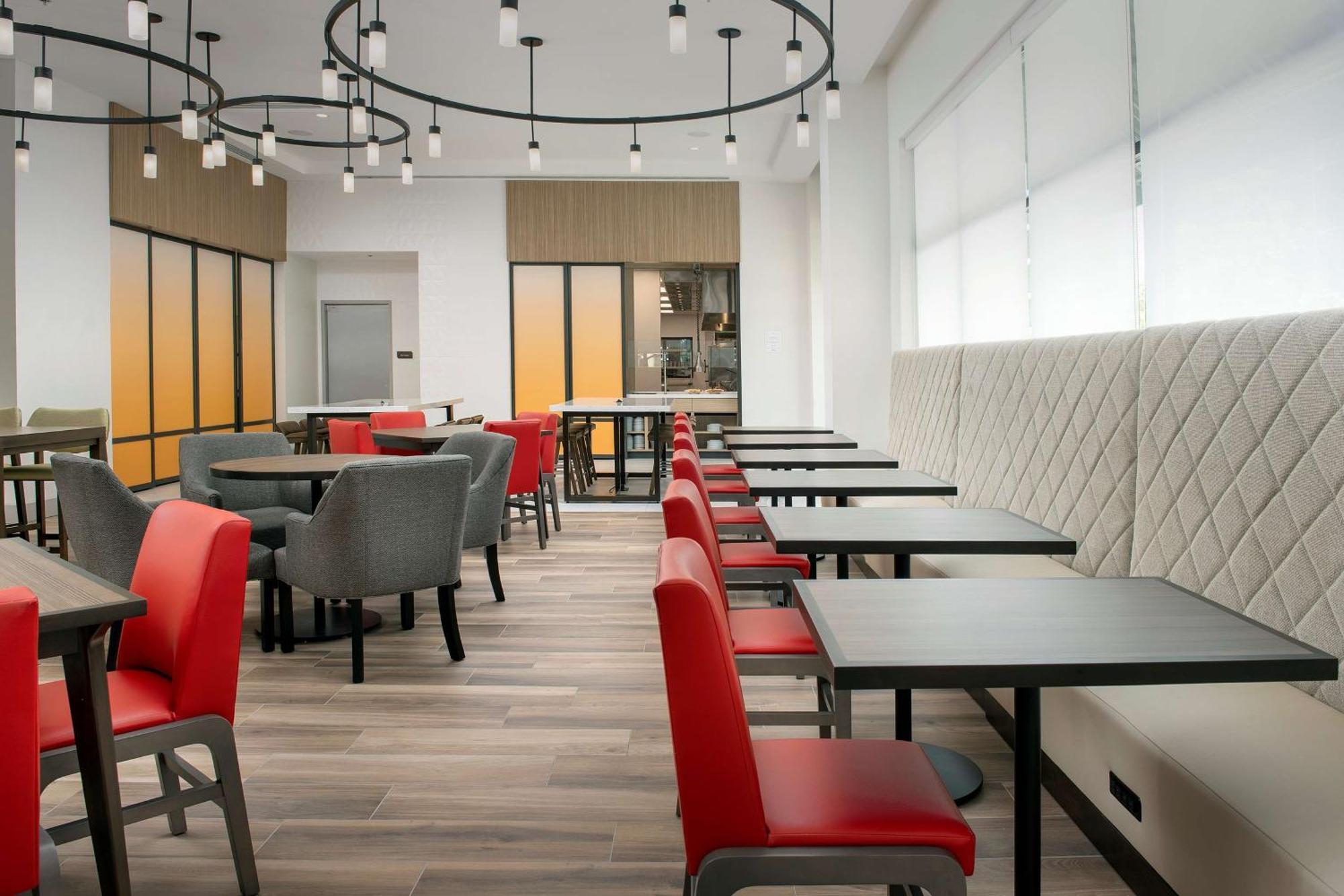 Hilton Garden Inn Orlando Downtown エクステリア 写真